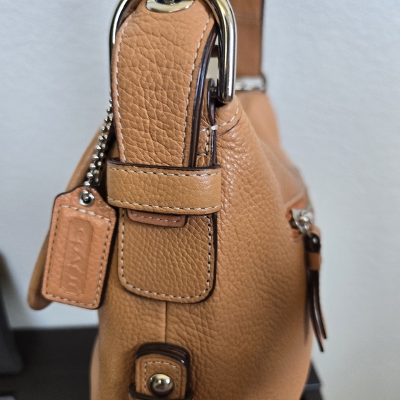 Coach Leather Peach Shoulder Bag F15170 - Picture 4 of 10